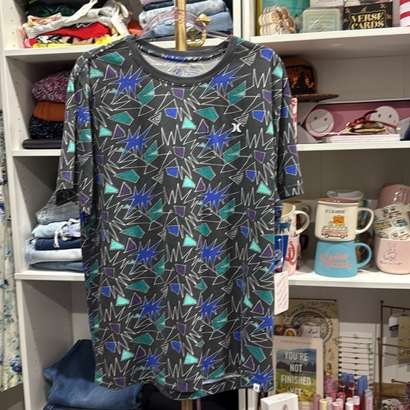 Hurley Other - NWT Hurley Tee Large Men